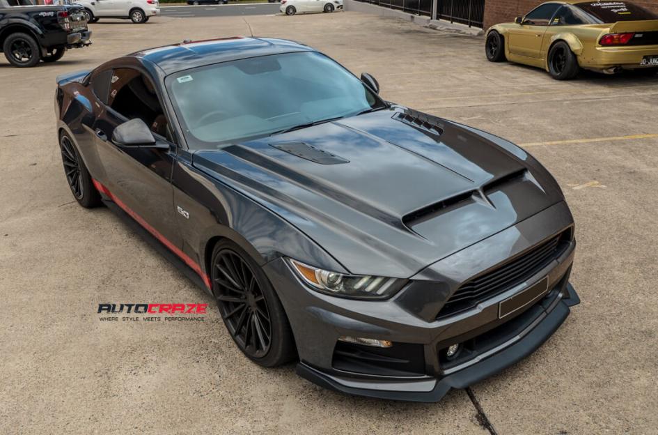 FORD MUSTANG SF09 SATIN BLACK